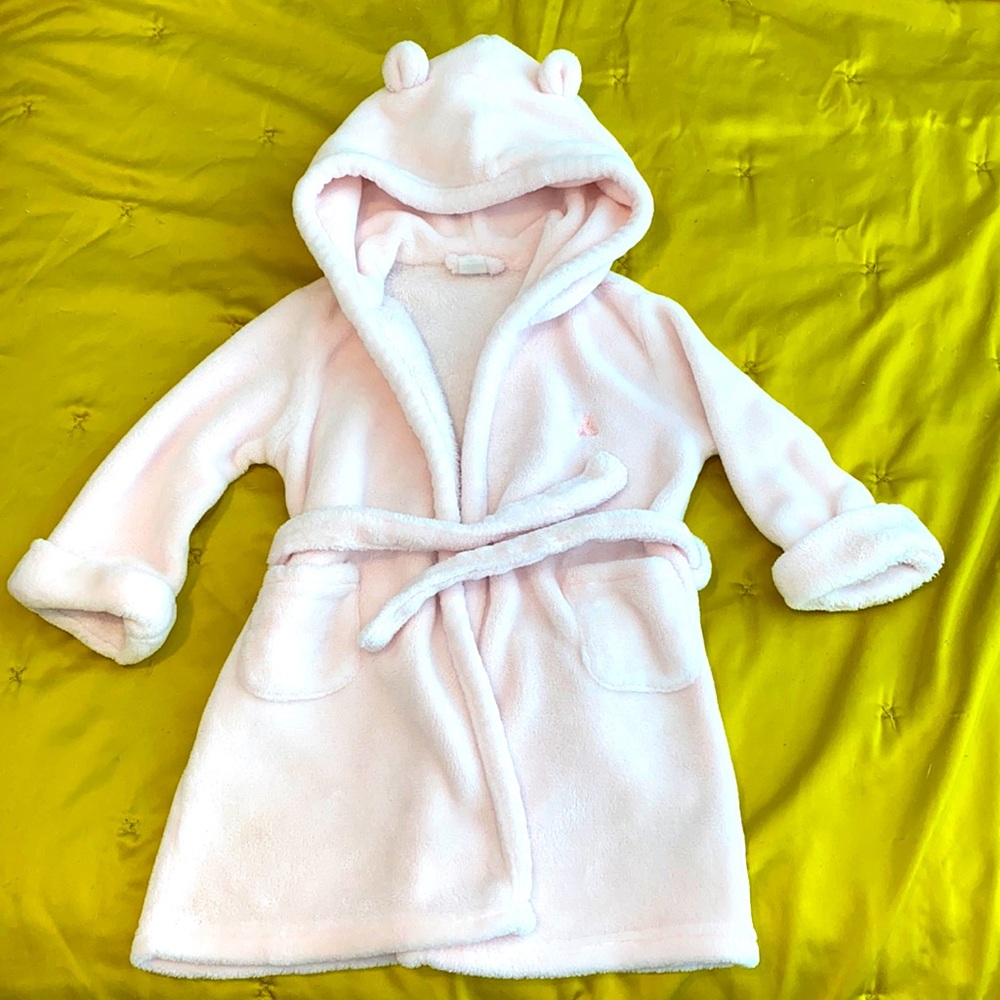 Baby Gap Robe - Girls 2T, great condition. Very plush! 💕